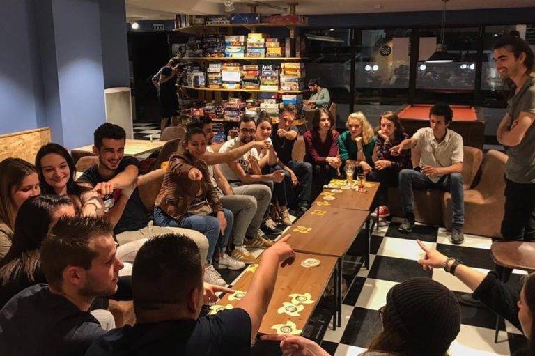 Le jeu en vaut la chandelle 7JAC