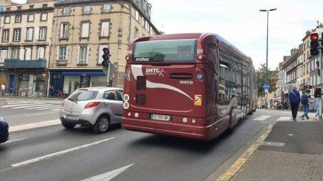 Bus Ligne B / Photo 7 Jours à Clermont
