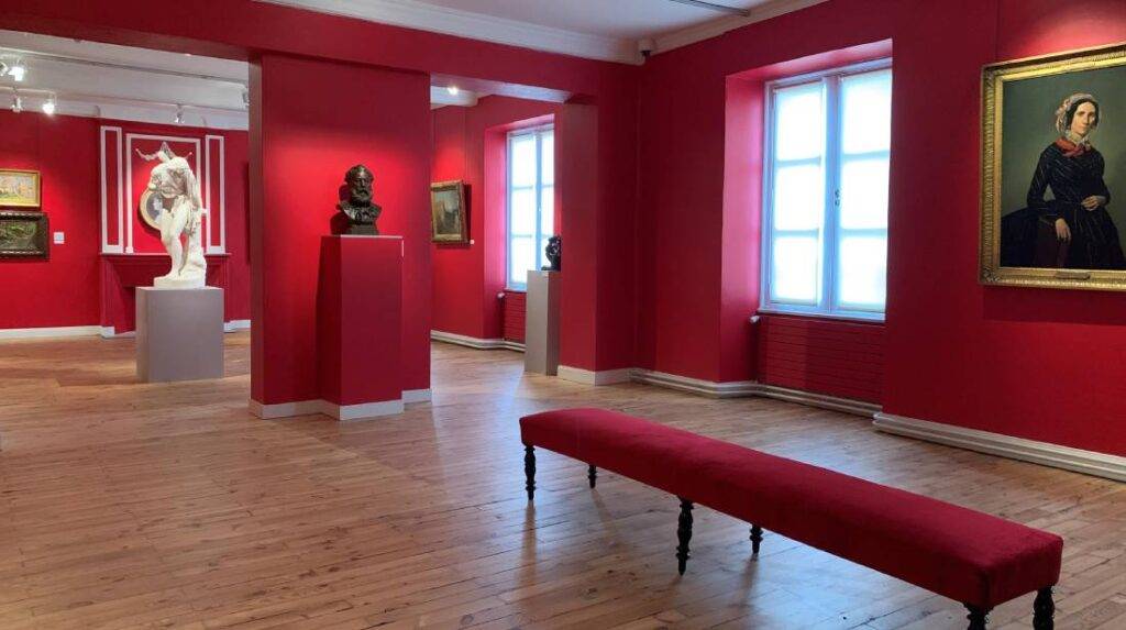 Musée Mandet, salle XIXe 1 Photo Pascale Balaÿ - Musées de Riom Limagne et Volcans