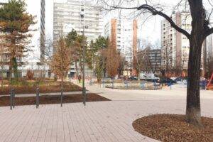 Place de Regensburg, côté sud / Photo 7 Jours à Clermont