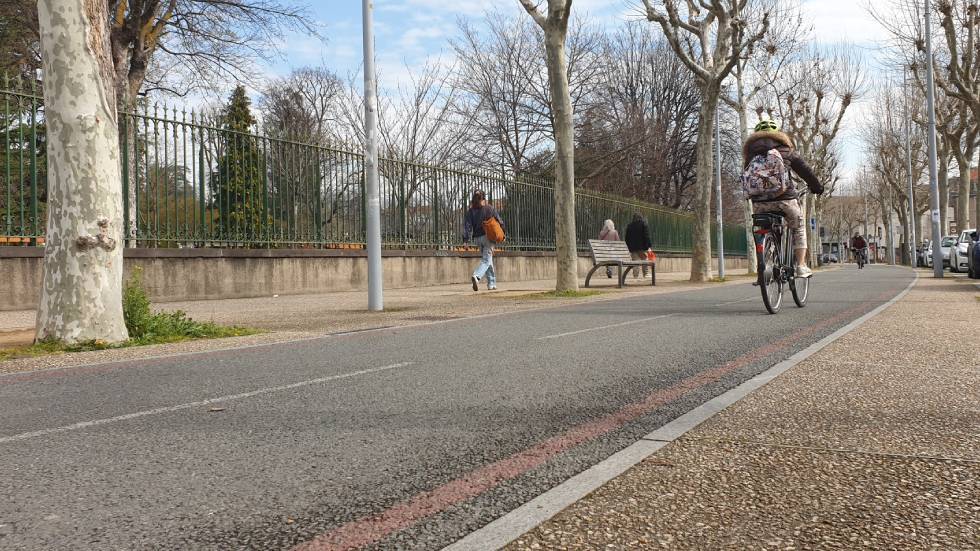 Cyclistes sur piste / Photo 7 Jours à Clermont