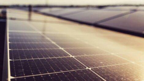 Panneaux solaires Photo Michael Pointner-Pexels