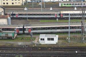 Trains Intercités SNCF à quai à Clermont Photo 7 Jours à Clermont