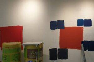 Dans les tests de peintures apparaît le nouveau logo de la Librairie Les Volcans