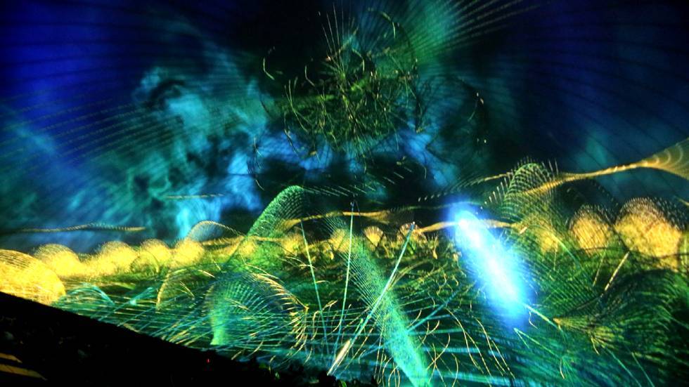 Mesmerica / WORLDS® est une marque déposée de Moodswings LLC