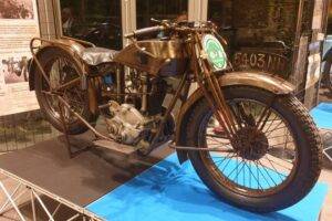 Moto Carlton, construite à Chabreloche entre les deux guerres / Photo 7 Jours à Clermont