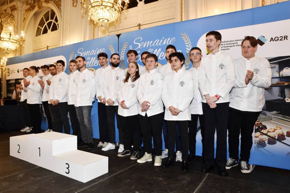 Lucie Olivier et le groupe des candidats Photo CNBPF