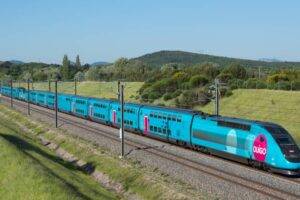 TGV Ouigo, bientôt sur Lyon-Bordeaux / Photo Kabelleger David Gubler Wikipédia CC4.0