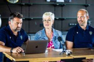 M. F. Magignot entrourée de F. Ribeyrolles et V. Fargeas Photo ASM