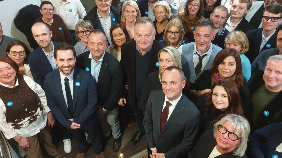 Julien Bony et ses colistiers Photo 7 Jours à Clermont
